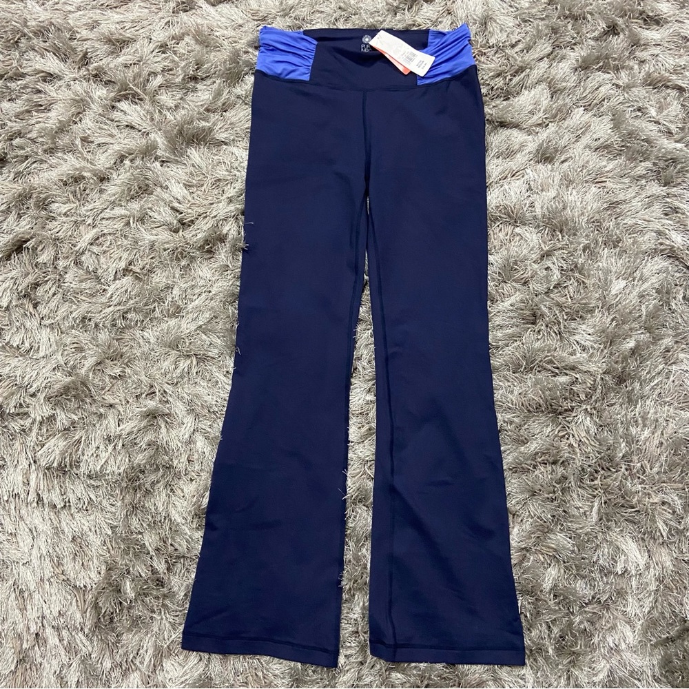 PURE NRG ATHLETICS women blue tones long yoga pants. Size M. 10(8-10). NWT.